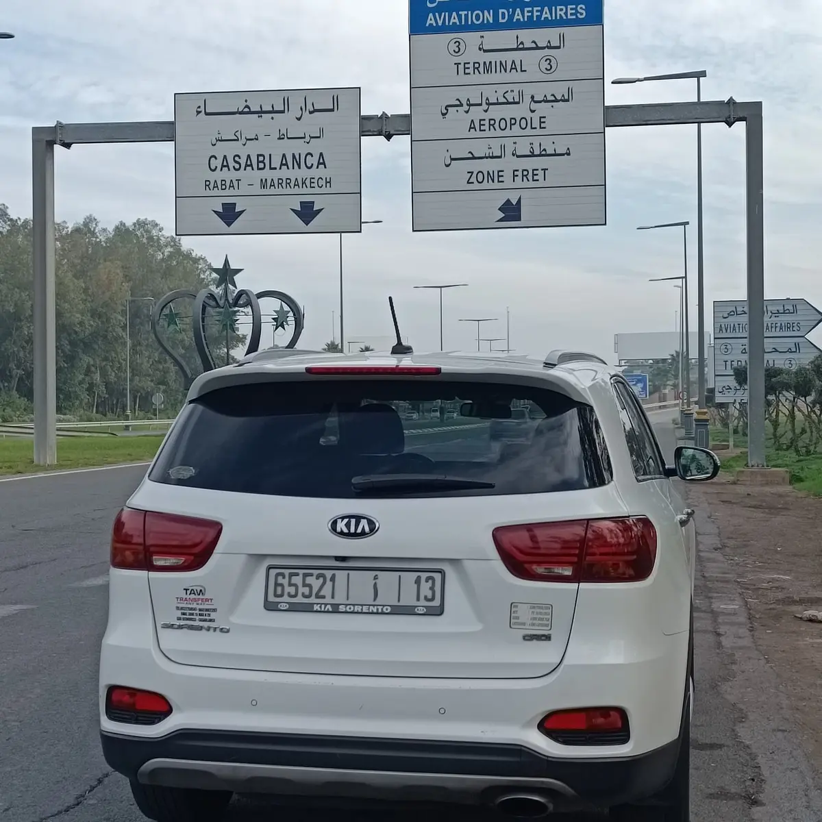 Kia Sorento sur la route de l’aéroport Mohammed V